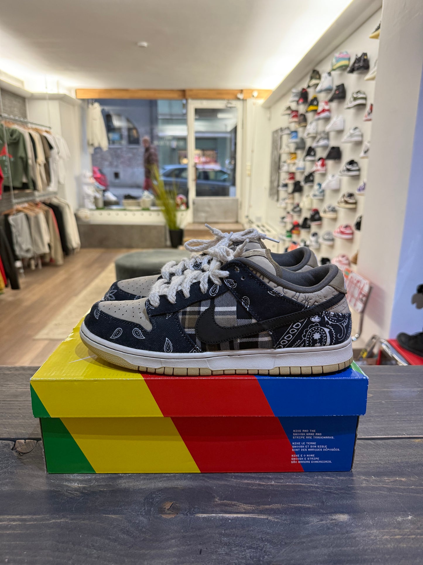 Nike SB Dunk Low Travis Scott (Eu:45)