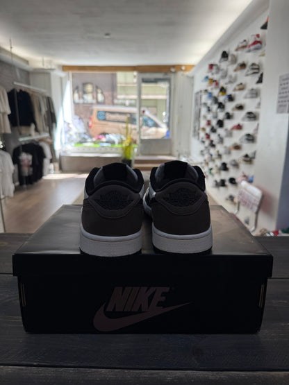 Jordan 1 Retro Low OG Mocha (Eu:41)