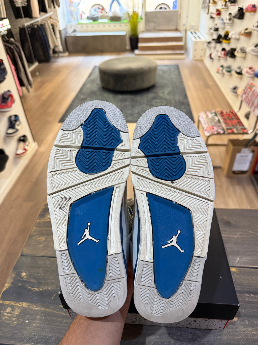 Jordan 4 Retro Military Blue (2024) (GS) (Eu:40)