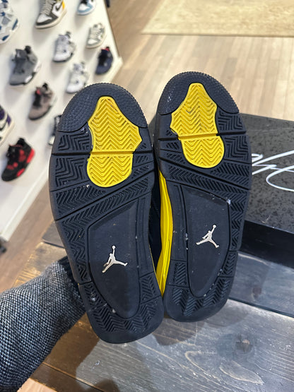 Jordan 4 Retro Thunder (2023) (Eu:42)