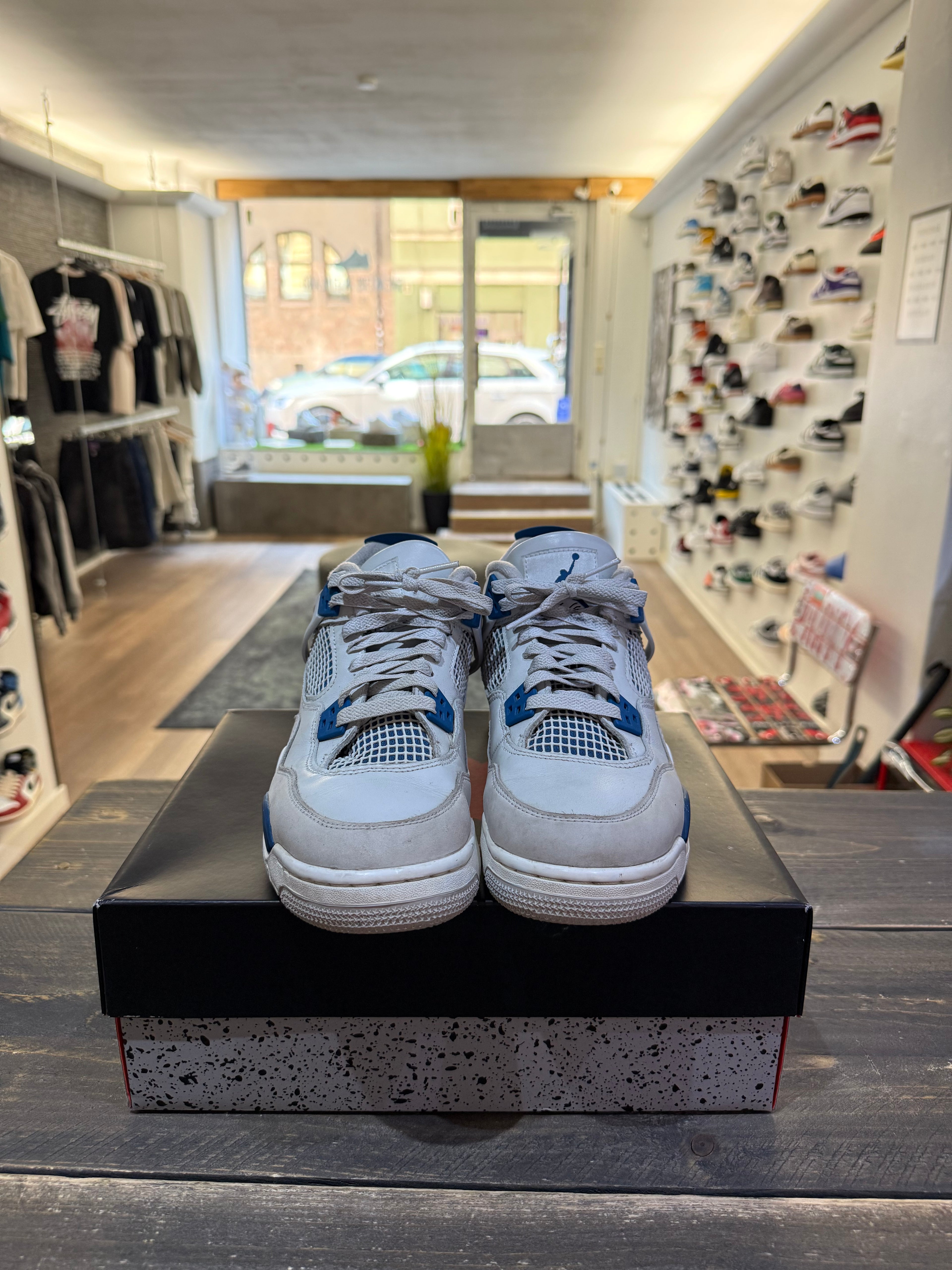 Jordan 4 Retro Military Blue (2024) (GS) (Eu:40)