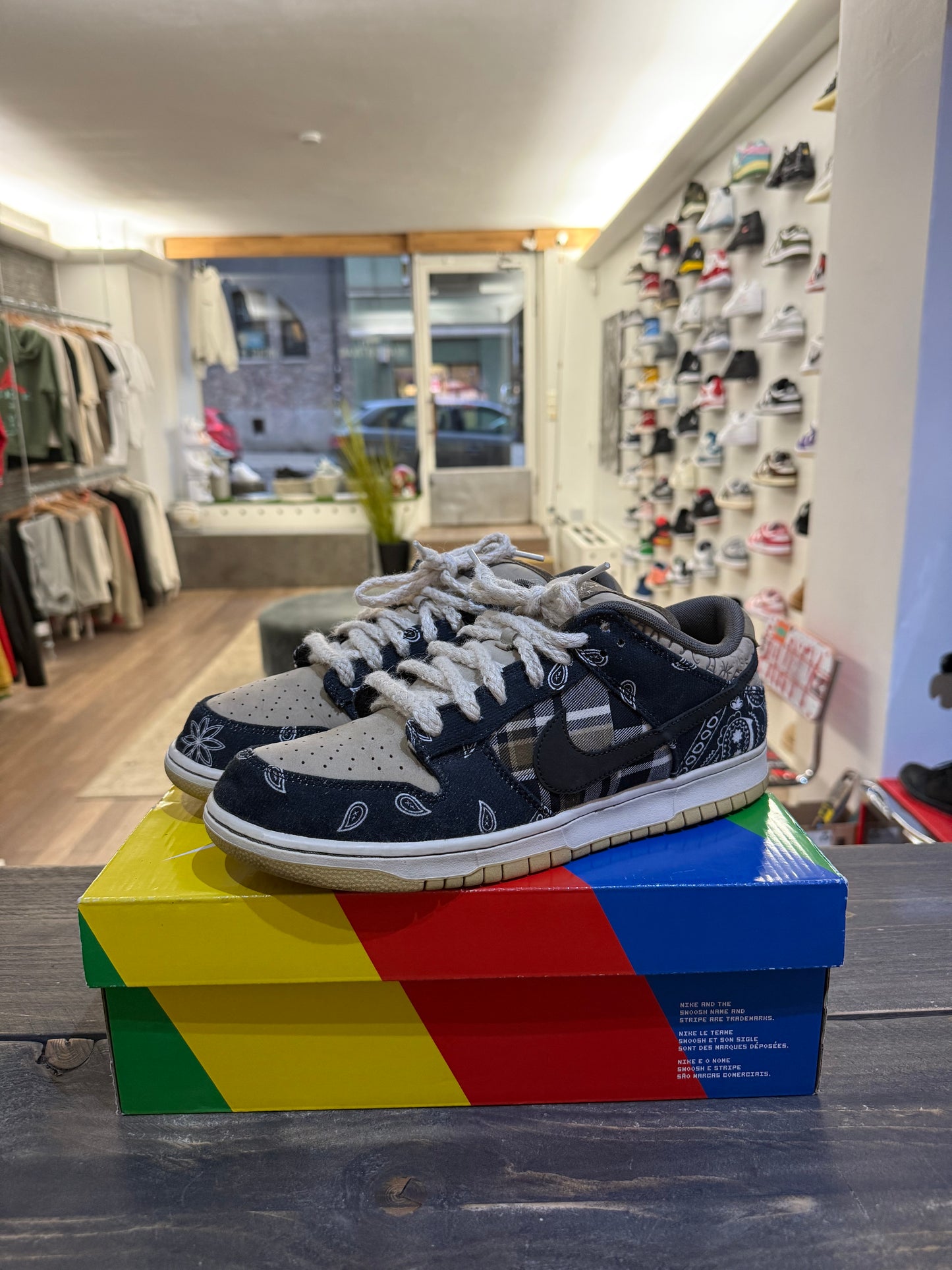Nike SB Dunk Low Travis Scott (Eu:45)