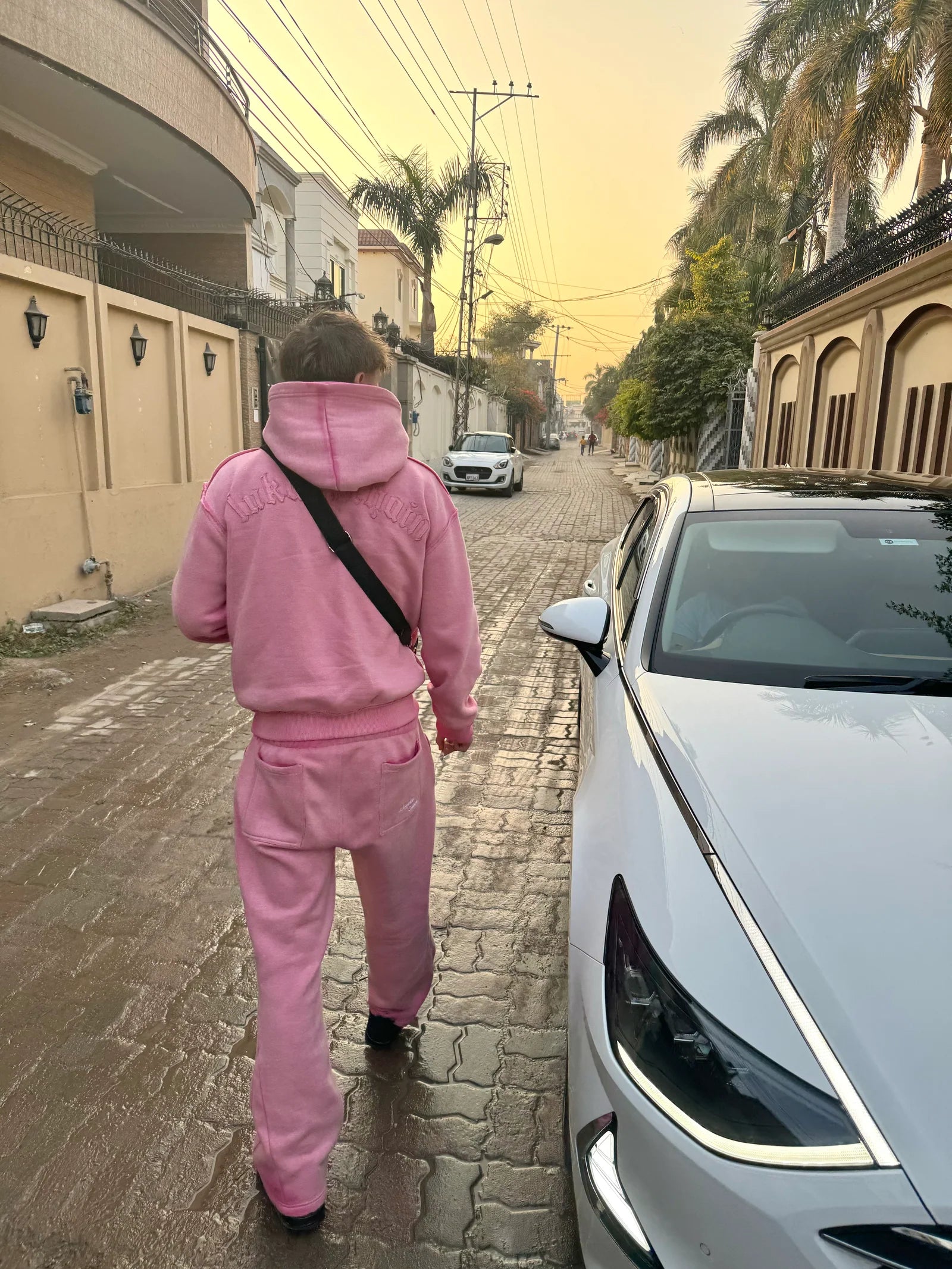 LUKAMACHAIN Distressed Zip Hoodie Pink
